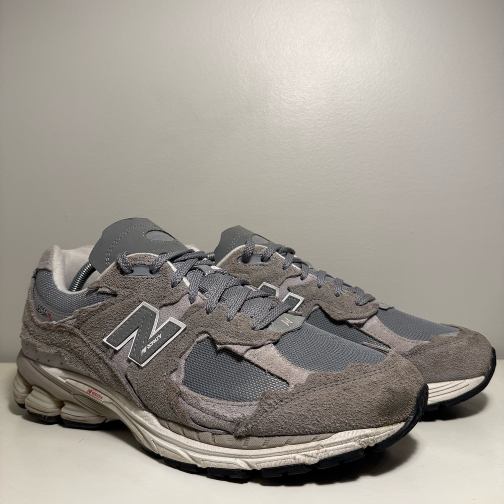 New Balance 2002R Protection Pack Slate Grey Mens 10.5 Athletic Suede Sneakers